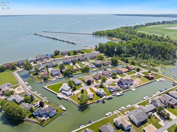 2914 Perch, Port Clinton, 43452, 3 Bedrooms Bedrooms, ,3 BathroomsBathrooms,Residential,For Sale,Perch,20262563