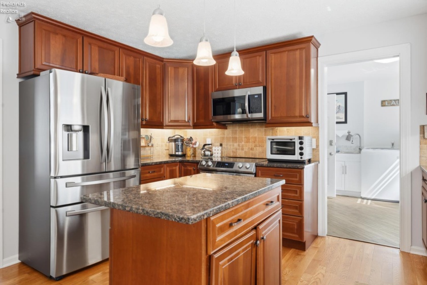 389 Jaycox Road, Avon Lake, 44012, 4 Bedrooms Bedrooms, ,3 BathroomsBathrooms,Residential,For Sale,Jaycox,20262562