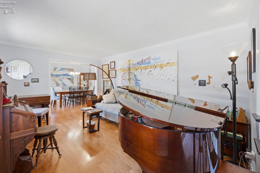 389 Jaycox Road, Avon Lake, 44012, 4 Bedrooms Bedrooms, ,3 BathroomsBathrooms,Residential,For Sale,Jaycox,20262562