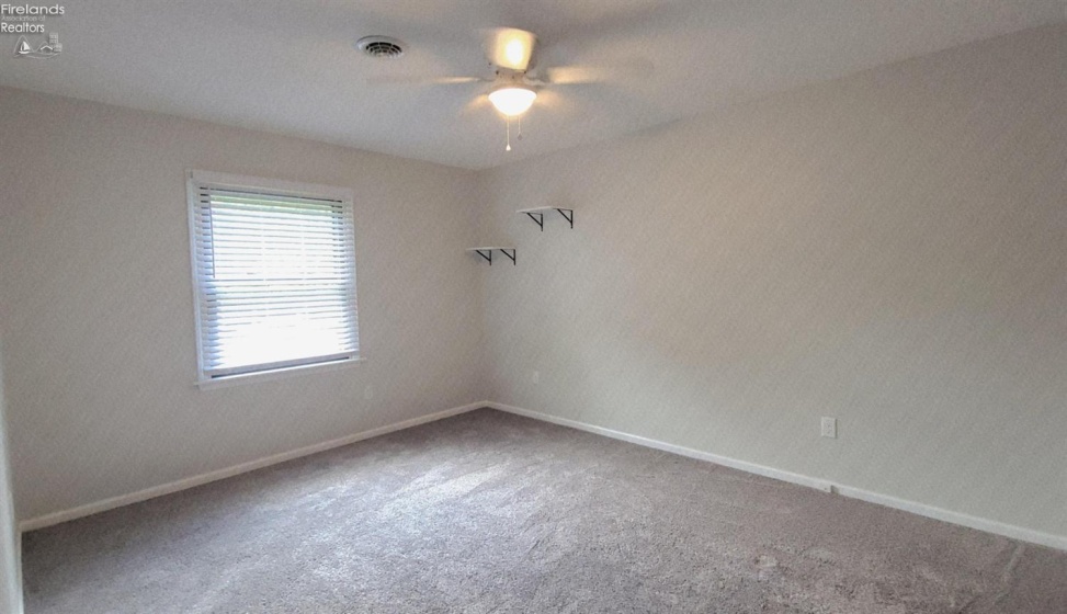4612 Columbus Avenue, Sandusky, 44870, 4 Bedrooms Bedrooms, ,3 BathroomsBathrooms,Residential,For Sale,Columbus,20262489