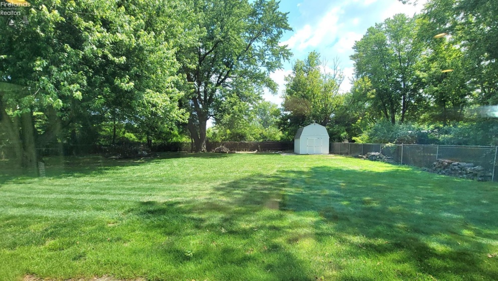 4612 Columbus Avenue, Sandusky, 44870, 4 Bedrooms Bedrooms, ,3 BathroomsBathrooms,Residential,For Sale,Columbus,20262489