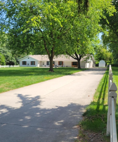 4612 Columbus Avenue, Sandusky, 44870, 4 Bedrooms Bedrooms, ,3 BathroomsBathrooms,Residential,For Sale,Columbus,20262489