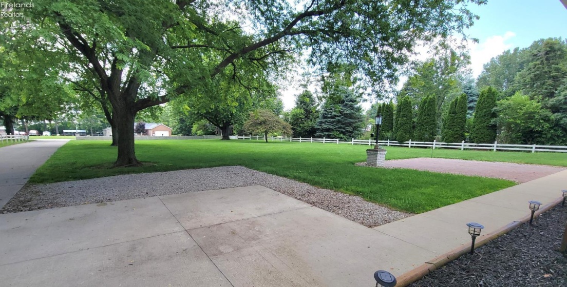 4612 Columbus Avenue, Sandusky, 44870, 4 Bedrooms Bedrooms, ,3 BathroomsBathrooms,Residential,For Sale,Columbus,20262489