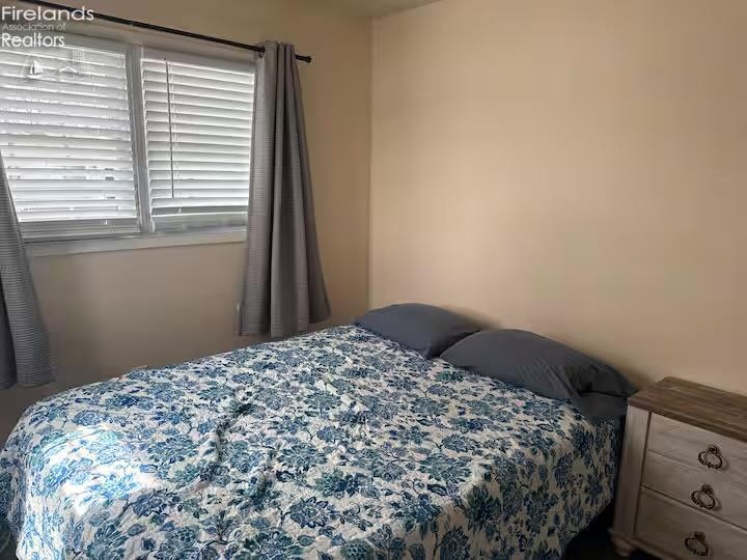 2304 River Avenue, Sandusky, 44870, 2 Bedrooms Bedrooms, ,1 BathroomBathrooms,Residential,For Sale,River,20262569