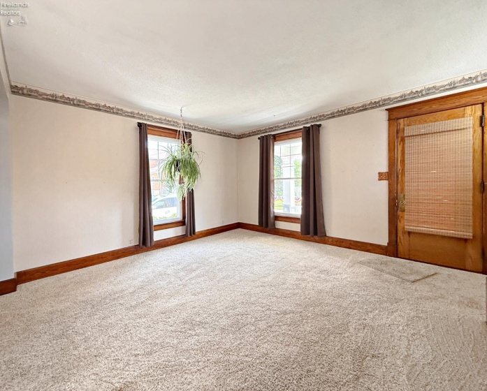 18 Maple Street, Tiffin, 44883, 2 Bedrooms Bedrooms, ,2 BathroomsBathrooms,Residential,For Sale,Maple,20262478