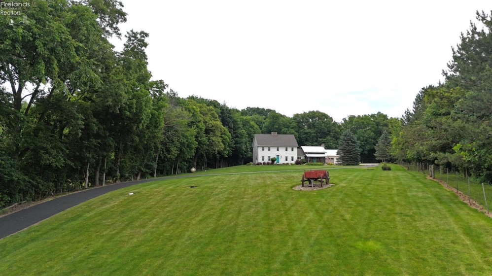 1363 Norwalk Road, Norwalk, 44857, 4 Bedrooms Bedrooms, ,5 BathroomsBathrooms,Residential,For Sale,Norwalk,20262450