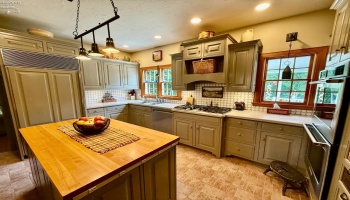 1363 Norwalk Road, Norwalk, 44857, 4 Bedrooms Bedrooms, ,5 BathroomsBathrooms,Residential,For Sale,Norwalk,20262450