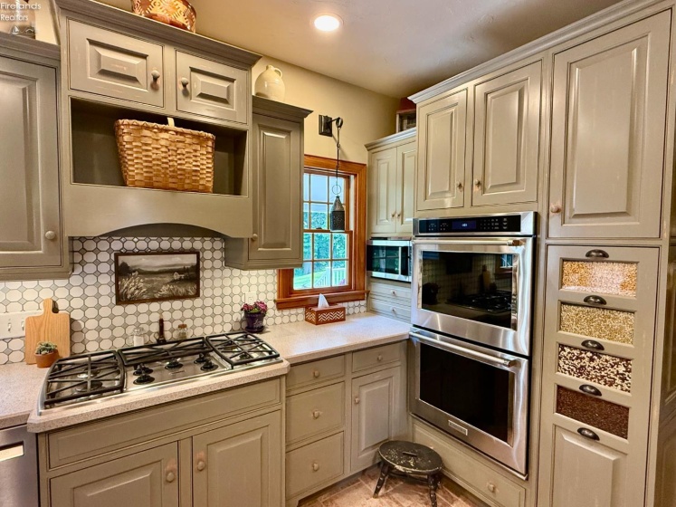 1363 Norwalk Road, Norwalk, 44857, 4 Bedrooms Bedrooms, ,5 BathroomsBathrooms,Residential,For Sale,Norwalk,20262450