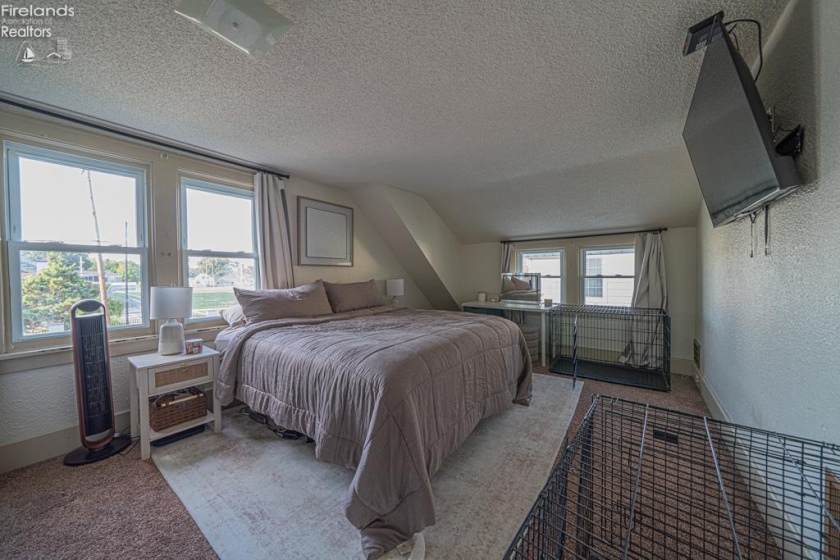 1105 Miller, Fremont, 43420, 2 Bedrooms Bedrooms, ,2 BathroomsBathrooms,Residential,For Sale,Miller,20262487
