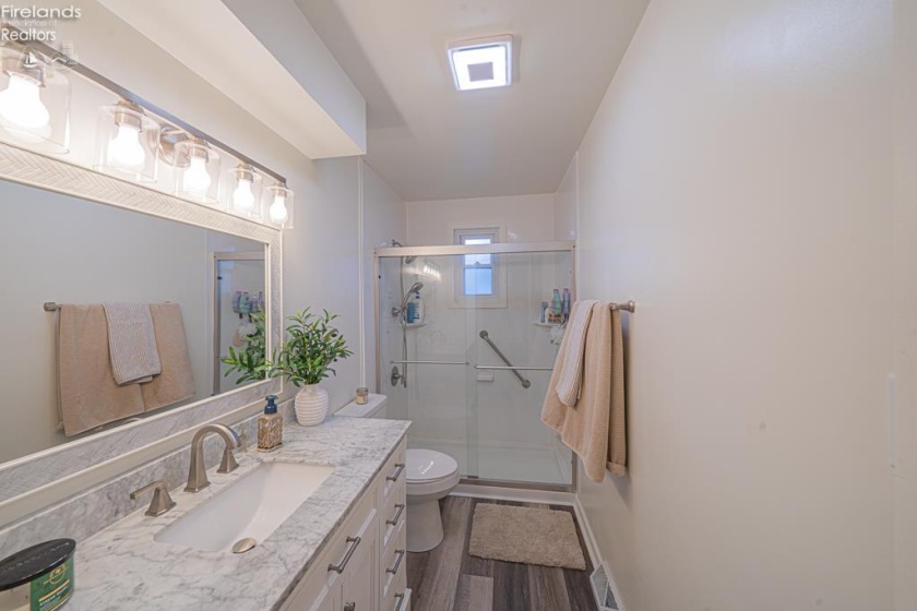1105 Miller, Fremont, 43420, 2 Bedrooms Bedrooms, ,2 BathroomsBathrooms,Residential,For Sale,Miller,20262487
