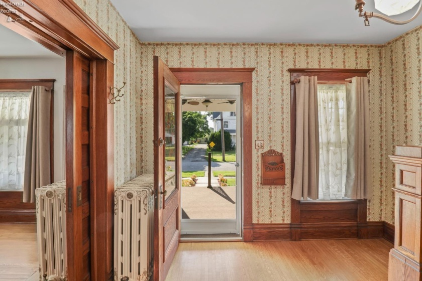 135 Euclid Avenue, Bellevue, 44811, 4 Bedrooms Bedrooms, ,2 BathroomsBathrooms,Residential,For Sale,Euclid,20262477