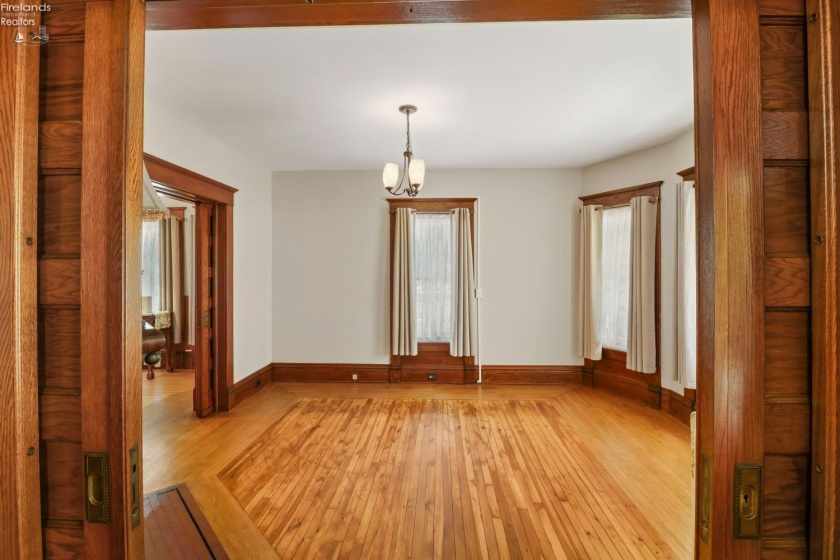 135 Euclid Avenue, Bellevue, 44811, 4 Bedrooms Bedrooms, ,2 BathroomsBathrooms,Residential,For Sale,Euclid,20262477
