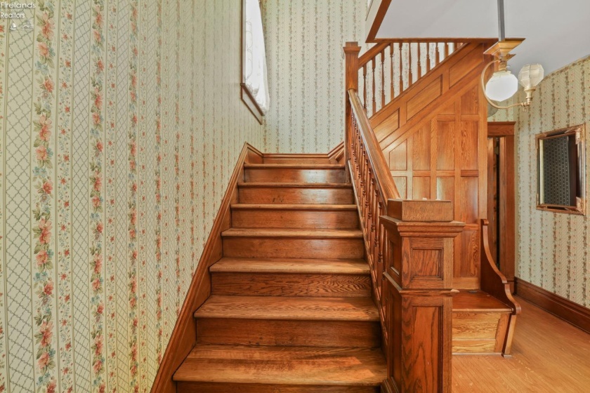 135 Euclid Avenue, Bellevue, 44811, 4 Bedrooms Bedrooms, ,2 BathroomsBathrooms,Residential,For Sale,Euclid,20262477
