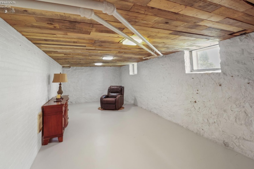 135 Euclid Avenue, Bellevue, 44811, 4 Bedrooms Bedrooms, ,2 BathroomsBathrooms,Residential,For Sale,Euclid,20262477