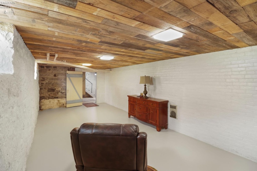 135 Euclid Avenue, Bellevue, 44811, 4 Bedrooms Bedrooms, ,2 BathroomsBathrooms,Residential,For Sale,Euclid,20262477