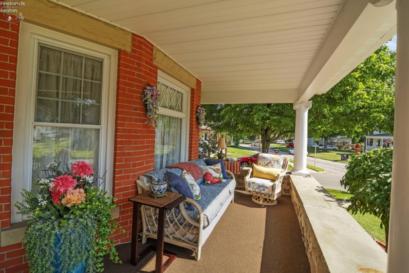 135 Euclid Avenue, Bellevue, 44811, 4 Bedrooms Bedrooms, ,2 BathroomsBathrooms,Residential,For Sale,Euclid,20262477