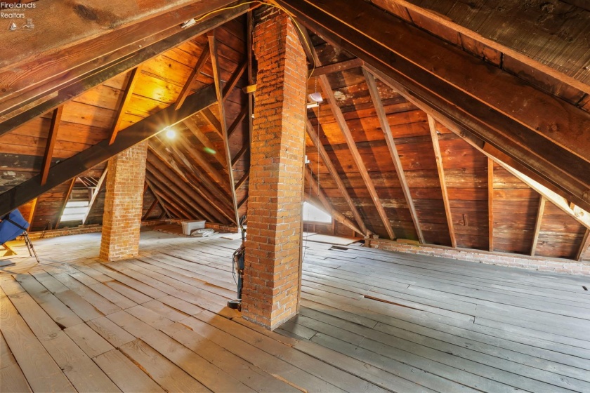 135 Euclid Avenue, Bellevue, 44811, 4 Bedrooms Bedrooms, ,2 BathroomsBathrooms,Residential,For Sale,Euclid,20262477
