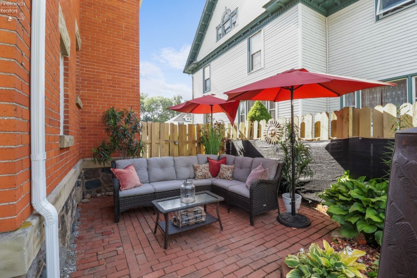135 Euclid Avenue, Bellevue, 44811, 4 Bedrooms Bedrooms, ,2 BathroomsBathrooms,Residential,For Sale,Euclid,20262477