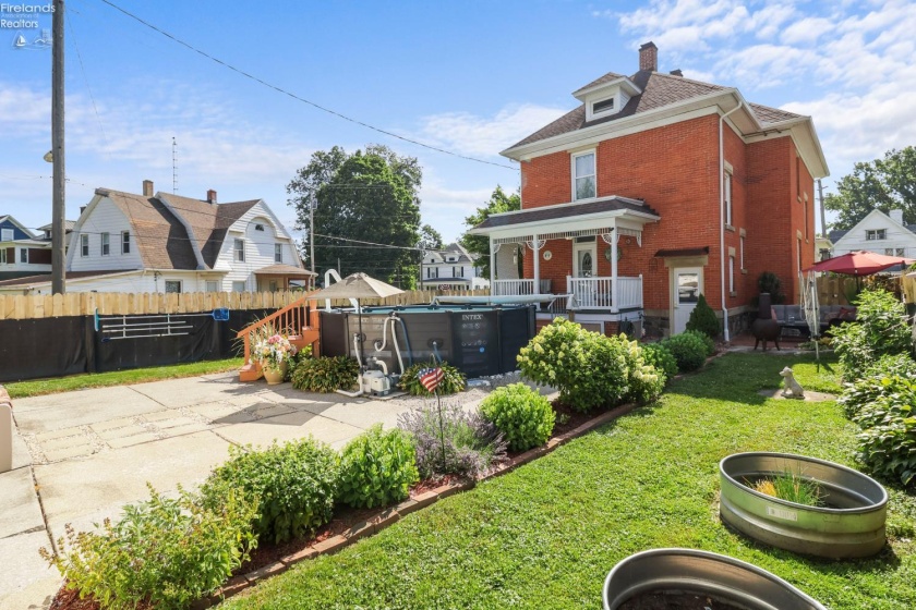 135 Euclid Avenue, Bellevue, 44811, 4 Bedrooms Bedrooms, ,2 BathroomsBathrooms,Residential,For Sale,Euclid,20262477