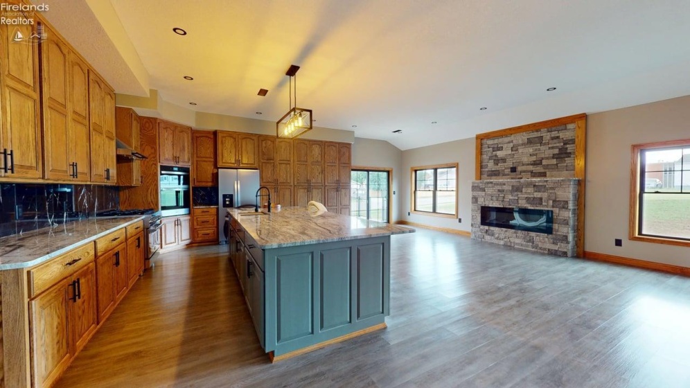 203 Crestwood Drive, Willard, 44890, 3 Bedrooms Bedrooms, ,2 BathroomsBathrooms,Residential,For Sale,Crestwood,20262571