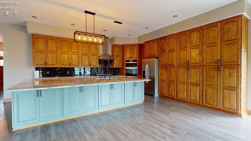203 Crestwood Drive, Willard, 44890, 3 Bedrooms Bedrooms, ,2 BathroomsBathrooms,Residential,For Sale,Crestwood,20262571