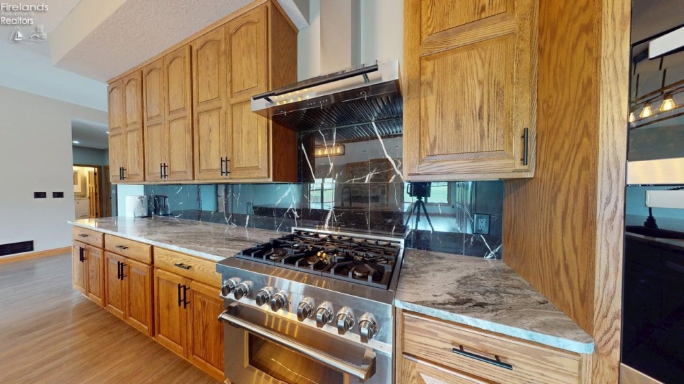 203 Crestwood Drive, Willard, 44890, 3 Bedrooms Bedrooms, ,2 BathroomsBathrooms,Residential,For Sale,Crestwood,20262571