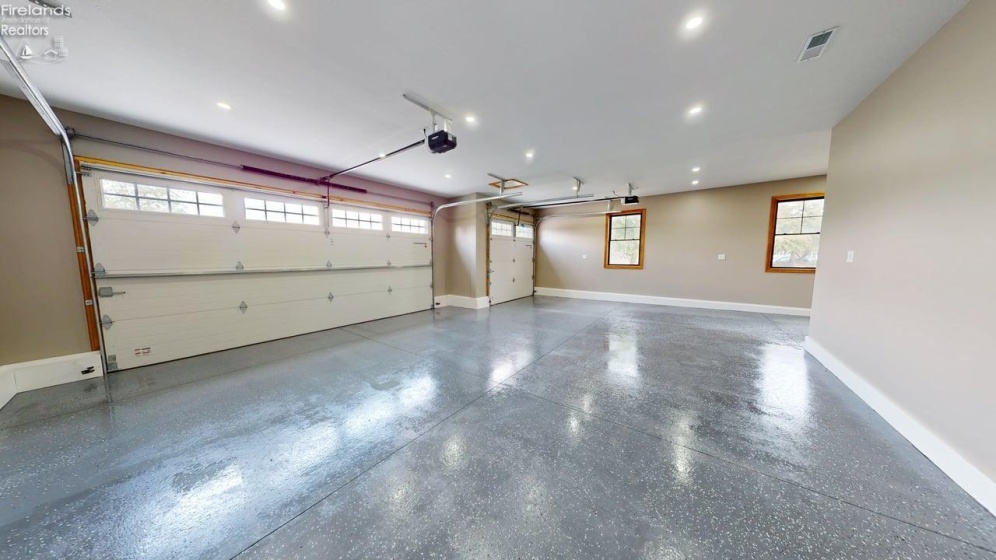 203 Crestwood Drive, Willard, 44890, 3 Bedrooms Bedrooms, ,2 BathroomsBathrooms,Residential,For Sale,Crestwood,20262571