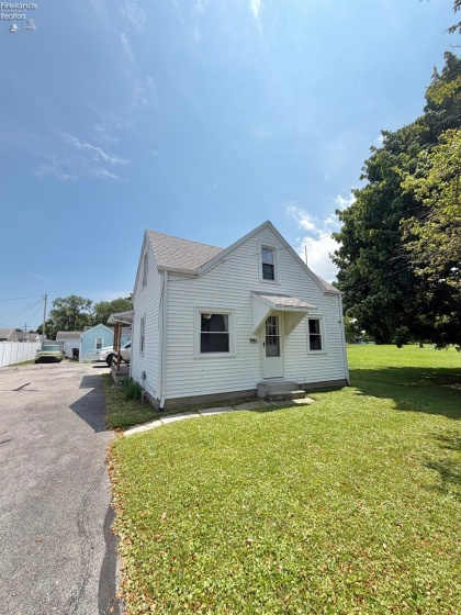 708 Wildman Street, Sandusky, 44870, 3 Bedrooms Bedrooms, ,1 BathroomBathrooms,Residential,For Sale,Wildman,20262573