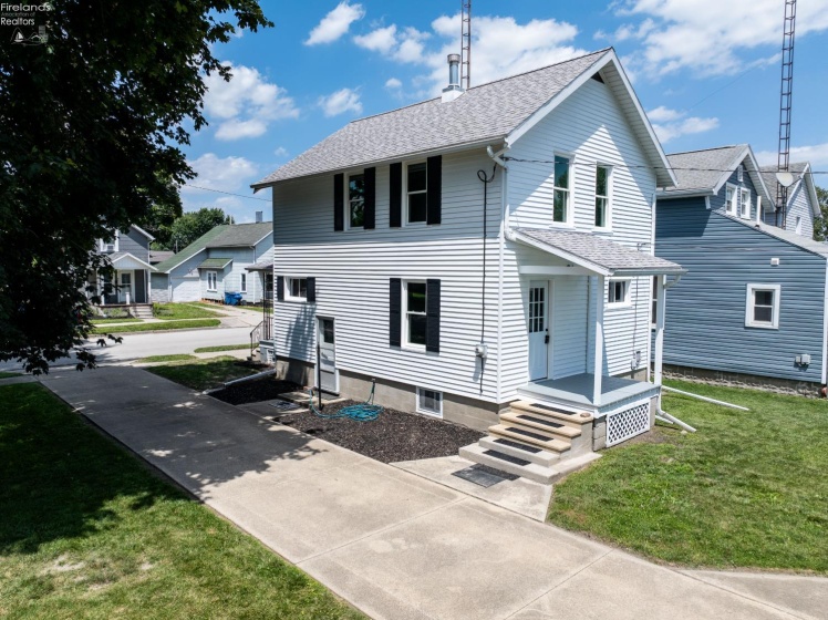 1017 Roosevelt Street, Fremont, 43420, 3 Bedrooms Bedrooms, ,2 BathroomsBathrooms,Residential,For Sale,Roosevelt,20262502