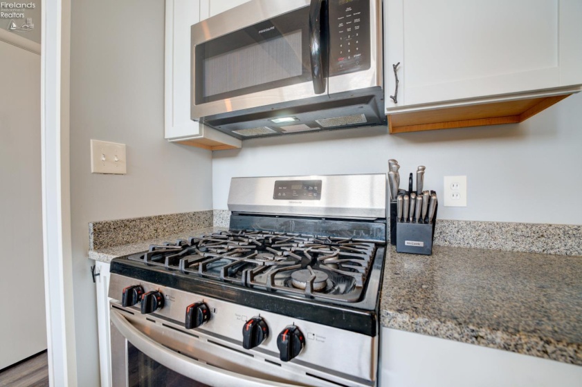 305 Forest Hills, Huron, 44839, 3 Bedrooms Bedrooms, ,2 BathroomsBathrooms,Residential,For Sale,Forest Hills,20262545