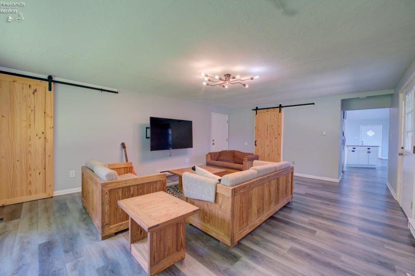 305 Forest Hills, Huron, 44839, 3 Bedrooms Bedrooms, ,2 BathroomsBathrooms,Residential,For Sale,Forest Hills,20262545