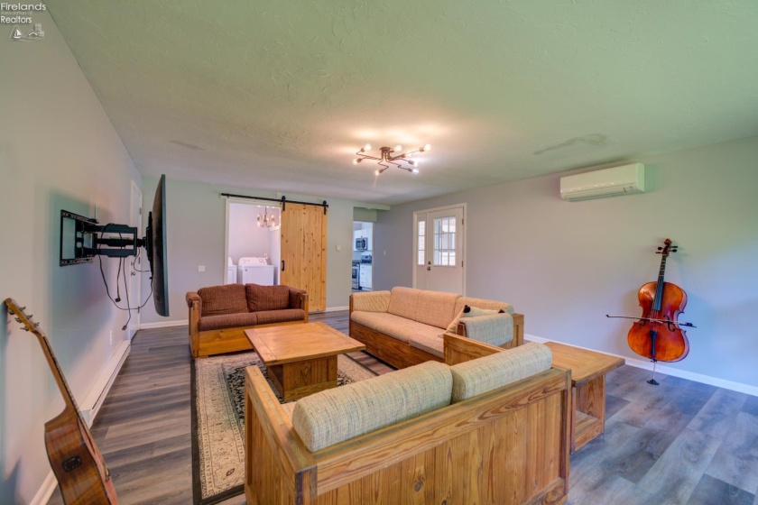305 Forest Hills, Huron, 44839, 3 Bedrooms Bedrooms, ,2 BathroomsBathrooms,Residential,For Sale,Forest Hills,20262545