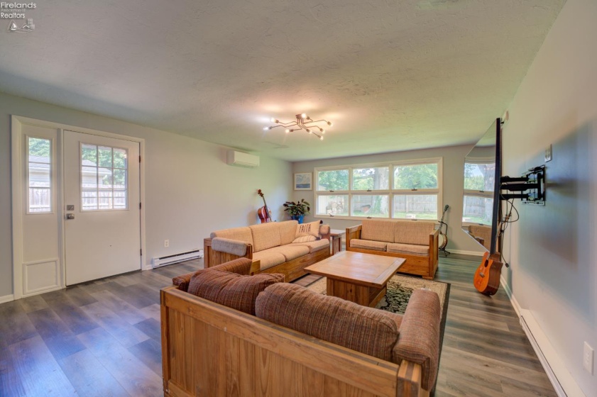 305 Forest Hills, Huron, 44839, 3 Bedrooms Bedrooms, ,2 BathroomsBathrooms,Residential,For Sale,Forest Hills,20262545