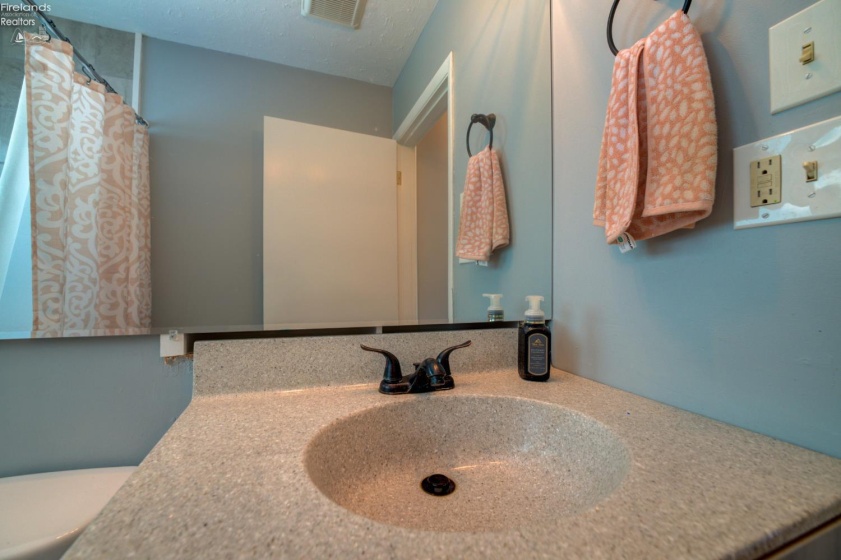 305 Forest Hills, Huron, 44839, 3 Bedrooms Bedrooms, ,2 BathroomsBathrooms,Residential,For Sale,Forest Hills,20262545