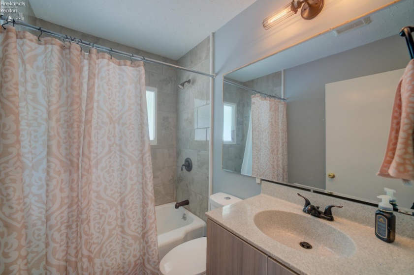 305 Forest Hills, Huron, 44839, 3 Bedrooms Bedrooms, ,2 BathroomsBathrooms,Residential,For Sale,Forest Hills,20262545