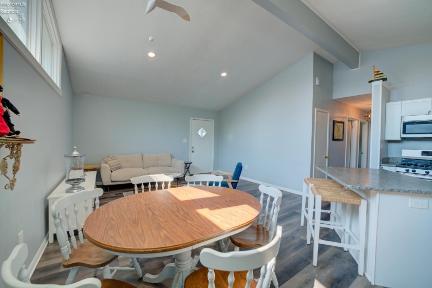 305 Forest Hills, Huron, 44839, 3 Bedrooms Bedrooms, ,2 BathroomsBathrooms,Residential,For Sale,Forest Hills,20262545