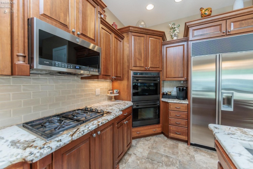 3220 Angels Way, Sandusky, 44870, 4 Bedrooms Bedrooms, ,4 BathroomsBathrooms,Residential,For Sale,Angels,20262567