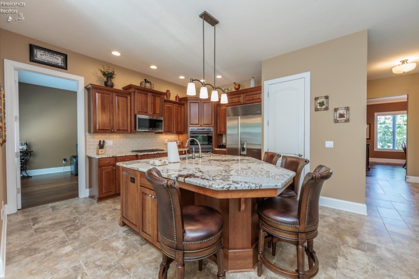 3220 Angels Way, Sandusky, 44870, 4 Bedrooms Bedrooms, ,4 BathroomsBathrooms,Residential,For Sale,Angels,20262567