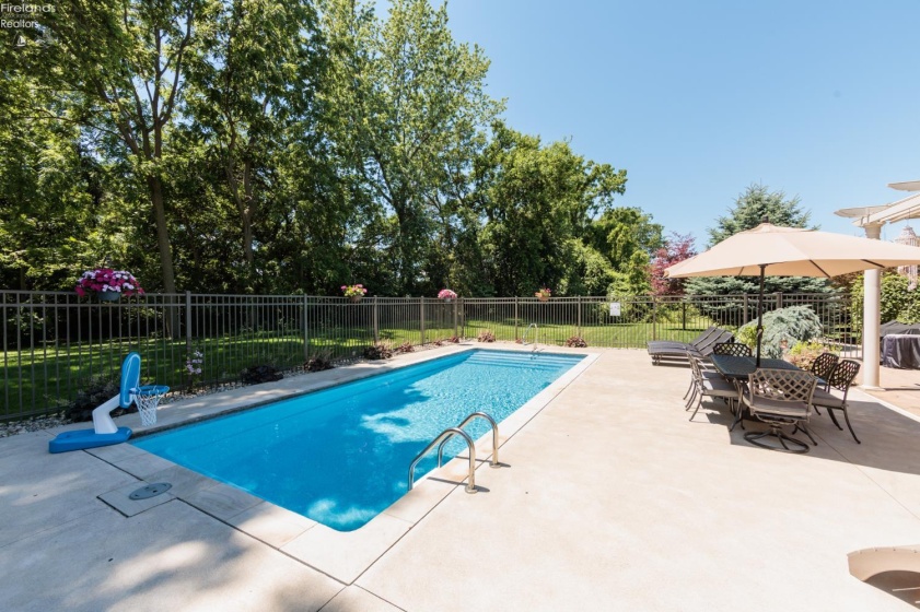 3220 Angels Way, Sandusky, 44870, 4 Bedrooms Bedrooms, ,4 BathroomsBathrooms,Residential,For Sale,Angels,20262567