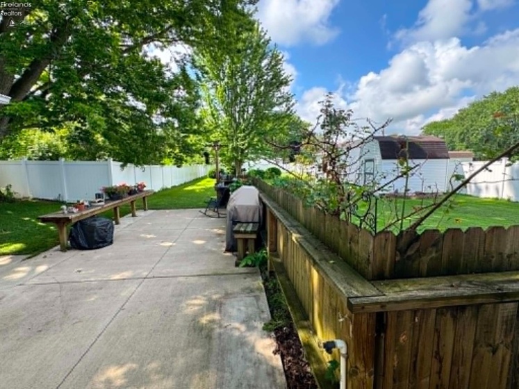 110 Lakeland Drive, Sandusky, 44870, 3 Bedrooms Bedrooms, ,2 BathroomsBathrooms,Residential,For Sale,Lakeland,20262597