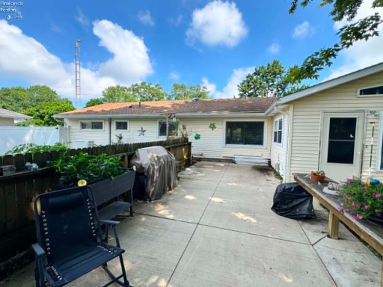 110 Lakeland Drive, Sandusky, 44870, 3 Bedrooms Bedrooms, ,2 BathroomsBathrooms,Residential,For Sale,Lakeland,20262597