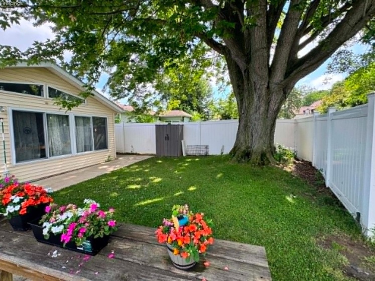 110 Lakeland Drive, Sandusky, 44870, 3 Bedrooms Bedrooms, ,2 BathroomsBathrooms,Residential,For Sale,Lakeland,20262597