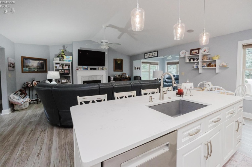 1803 Lake Forest Drive, Huron, 44870, 3 Bedrooms Bedrooms, ,2 BathroomsBathrooms,Residential,For Sale,Lake Forest Drive,20262591