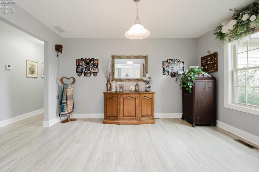 1803 Lake Forest Drive, Huron, 44870, 3 Bedrooms Bedrooms, ,2 BathroomsBathrooms,Residential,For Sale,Lake Forest Drive,20262591