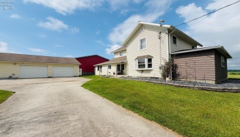 8866 County Road 32, Green Springs, 44836, 3 Bedrooms Bedrooms, ,2 BathroomsBathrooms,Residential,For Sale,County Road 32,20262435