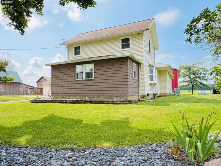 8866 County Road 32, Green Springs, 44836, 3 Bedrooms Bedrooms, ,2 BathroomsBathrooms,Residential,For Sale,County Road 32,20262435