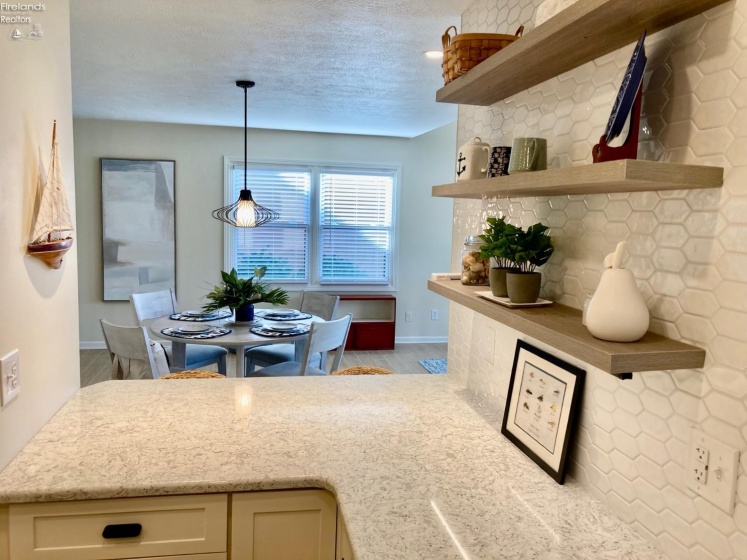 51 Harbors End Drive, Port Clinton, 43452, 2 Bedrooms Bedrooms, ,2 BathroomsBathrooms,Residential,For Sale,Harbors End,20262608