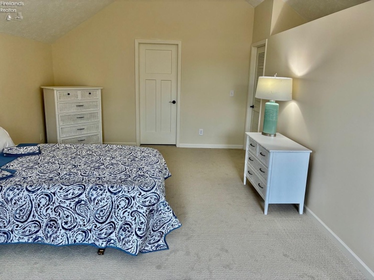 51 Harbors End Drive, Port Clinton, 43452, 2 Bedrooms Bedrooms, ,2 BathroomsBathrooms,Residential,For Sale,Harbors End,20262608