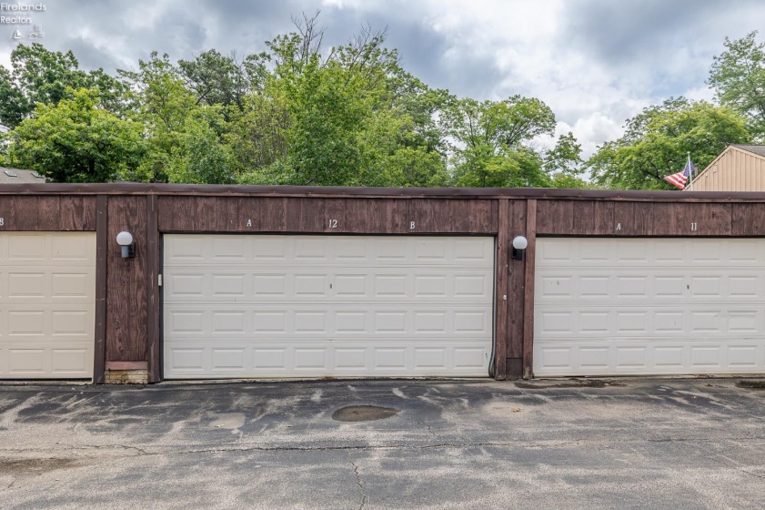 4615 Oak Hill Boulevard, Lorain, 44053, 1 Bedroom Bedrooms, ,1 BathroomBathrooms,Residential,For Sale,Oak Hill,20262593