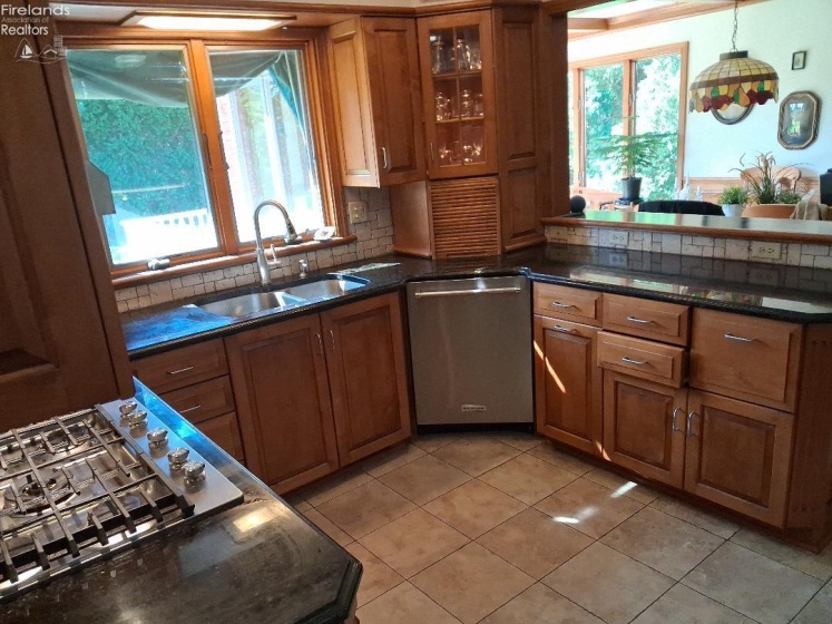 1020 Main Street, Huron, 44839, 5 Bedrooms Bedrooms, ,3 BathroomsBathrooms,Residential,For Sale,Main,20262611